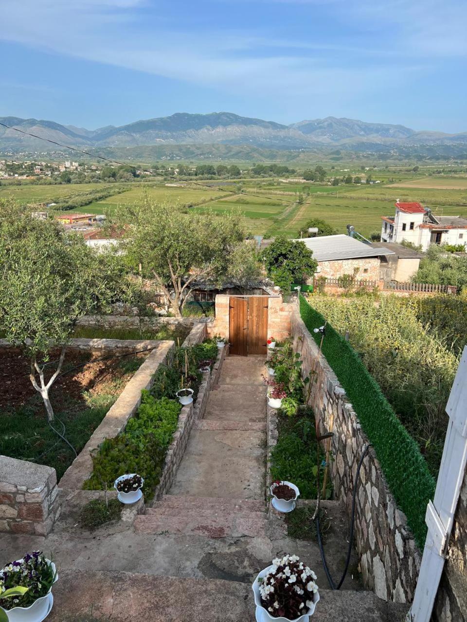 Vokopola Villa Sarandë Esterno foto